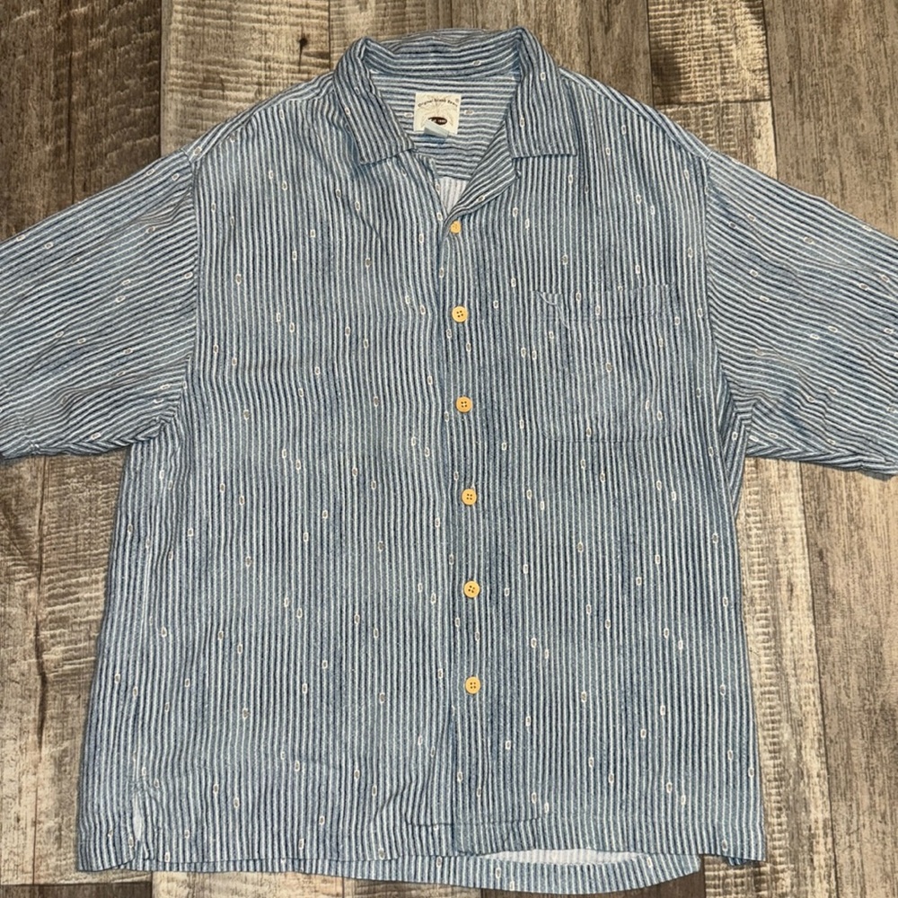 ORIGINAL ISLAND SPORT Shirt- size L